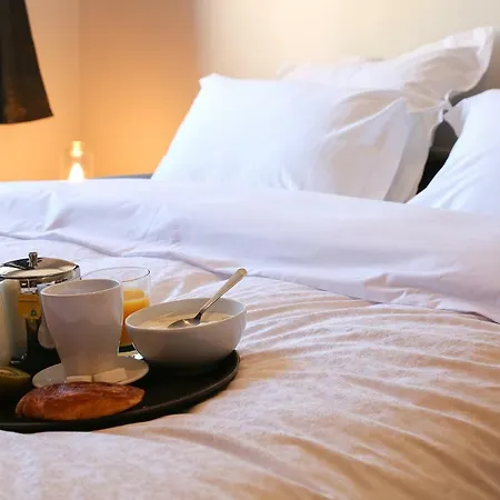 Standingappart Centre